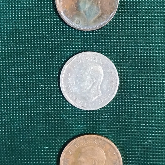 Vintage Canadian Coin Collection - 1940-1969 - Picture 6 of 9